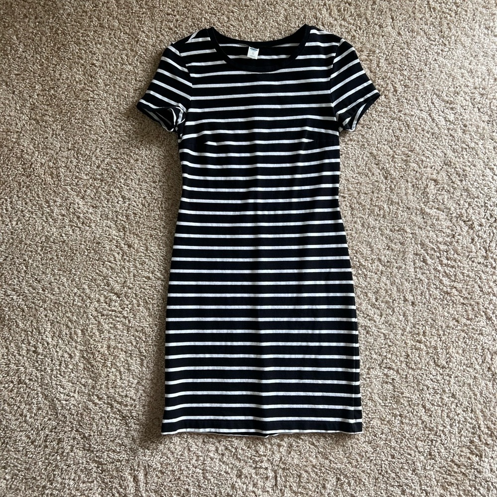 Old Navy XS body-con striped dress